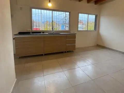 Departamento en Alquiler en Las Heras, $ 400.000