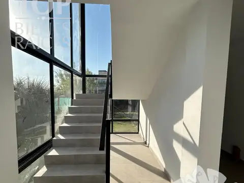 Casa en Venta en El Cantón - Barrio Islas, USD 299.000