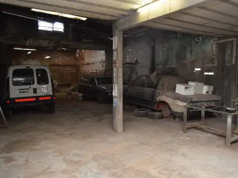 GALPON CON DEPARTAMENTO VENTA LANUS ESTE