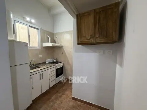 SEMIPISO EN AV. BELGRANO Y AV. ENTRE RIOS - CONTRAFRENTE TODO A NUEVO TODO SOL