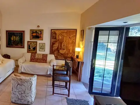 Casa en Alquiler Temporal con 2 cocheras