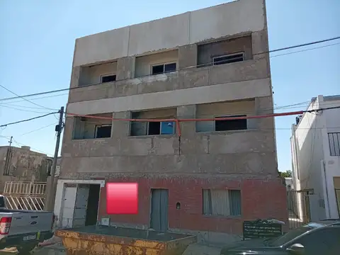 Dpto en pozo 1 dorm. 2do piso c/cochera