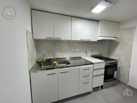 Depto Tipo Casa en Venta 80 años