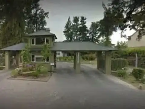Casa Chalet  en Alquiler en La Candela, Pilar, G.B.A. Zona Norte