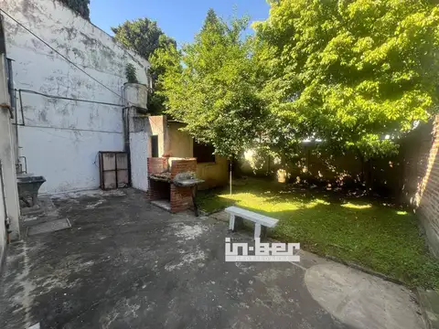 Depto Tipo Casa en Venta de 8 ambientes