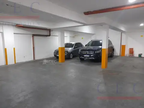 Alquiler - Cochera - Rep.  De La Sexta