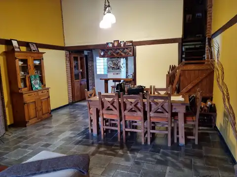 Casa en Venta en Adrogue, USD 250.000