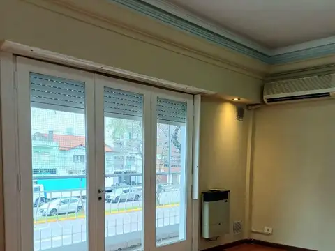 Depto Tipo Casa 4 ambientes con 1 baño