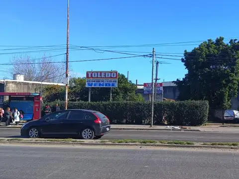 Terreno en Venta en Morón, USD 370.000