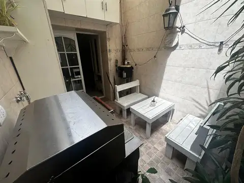 IMPECABLE PH 3 AMBIENTES PB AL FRENTE RECICLADO APTO PROFESIONAL PATIO PARRILA SIN EXPENSAS 