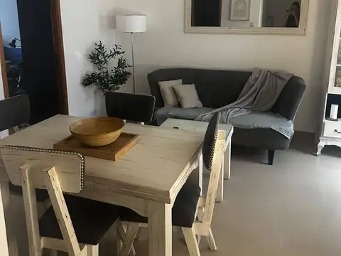 Gregorio De Laferrère 2400, Piso PB