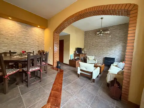 Depto Tipo Casa en Venta en Saavedra, USD 265.000