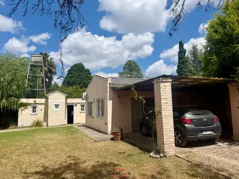 Venta · Casa 4 ambientes · 1460 m2 de parque · Parque Sakura 100