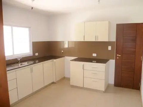 Casa en Venta en San Miguel de Tucumán, USD 180.000