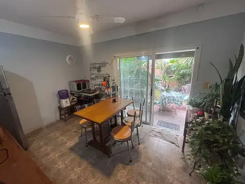 Casa 3 ambientes con 1 baño