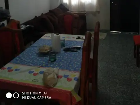Casa 3 ambientes con 2 baños