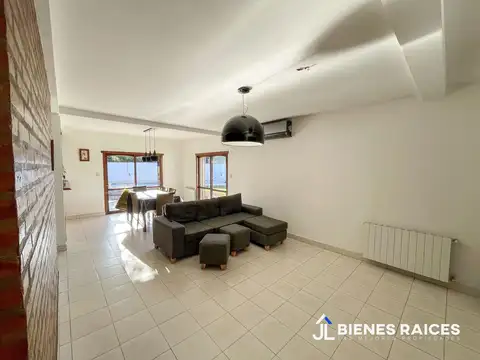 Parada Robles, Olmo Viejo, Exaltación de la Cruz