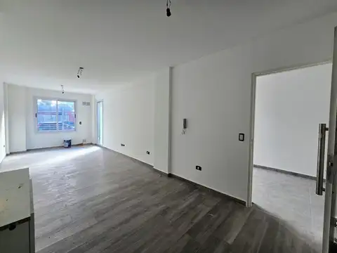 America 800, Piso PB