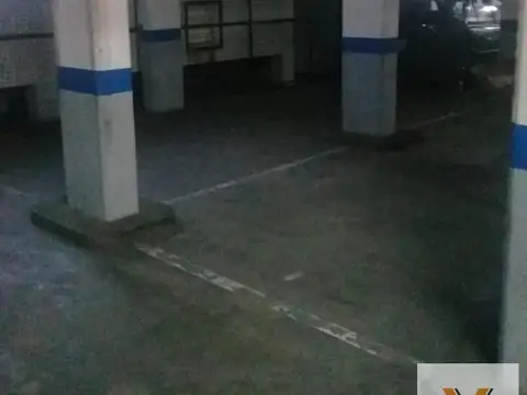 Cocheras en venta - 45Mts2 - Lomas de Zamora