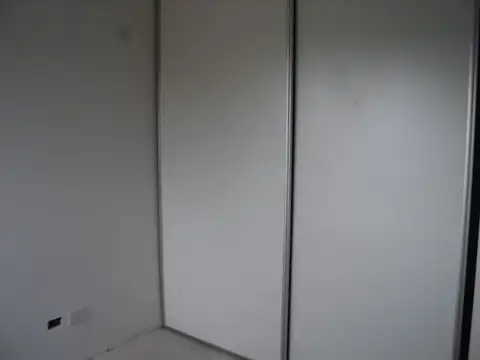 Brown 600- PILAR- DEPTO.2 AMB CON COCHERA Y PILETA