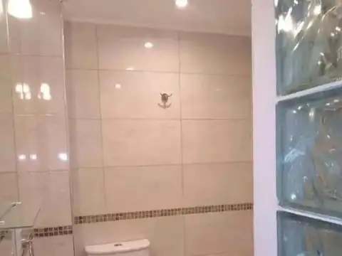 Depto Tipo Casa 4 ambientes con 2 baños