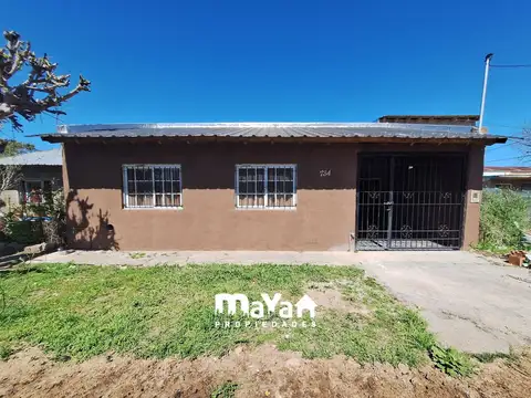 CASA EN VENTA - CAMPANA