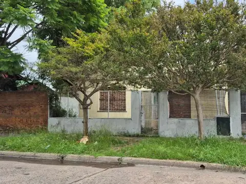 Terreno en Venta en Castelar Norte, USD 85.000