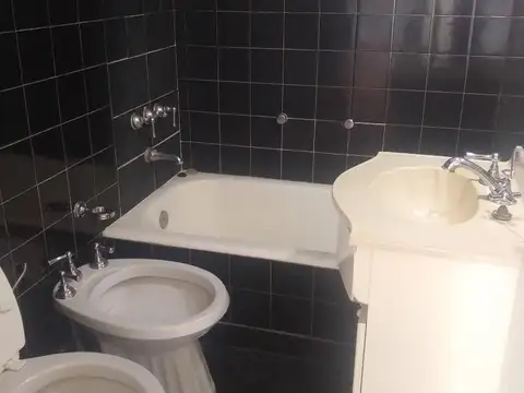 Departamento 3 ambientes con 1 baño