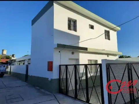 Departamento en venta c/ cochera en Garín