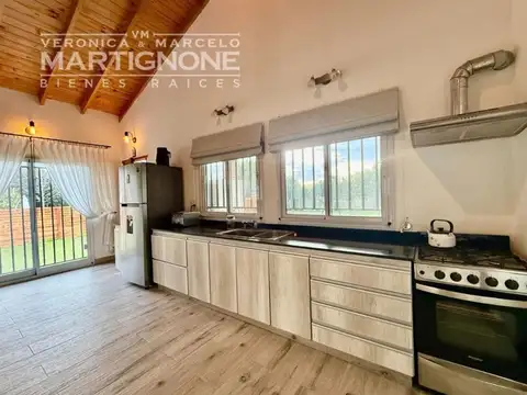 Casa en Venta con 4 cocheras
