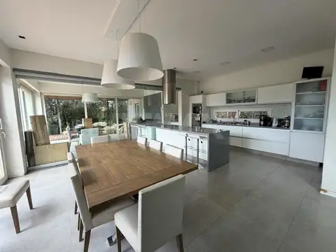 Casa en Alquiler de 2 dormitorios