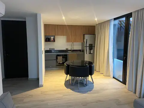 1° de julio de 1978  al 1700 (entre Juno y Apolo)