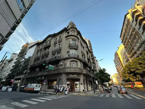 Avenida Santa Fe 1100