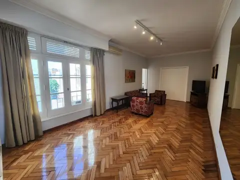 Excelente y Solido Semipiso en Recoleta