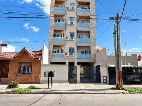 VENTA 2 AMB CON COCHERA -GERLI