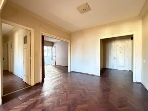 VENTA apartamento a reciclar 3 dormitorios CORDON