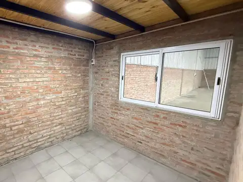 Galpon en Alquiler en Monte Vera, $ 2.500.000