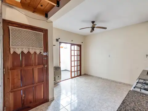 Depto Tipo Casa en Venta en Lomas del Mirador, USD 44.000
