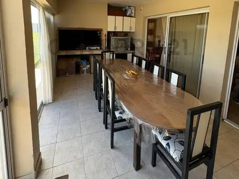 CASA 5 AMBIENTES CON PISCINA EN CLUB DE CAMPO LA FAUSTINA