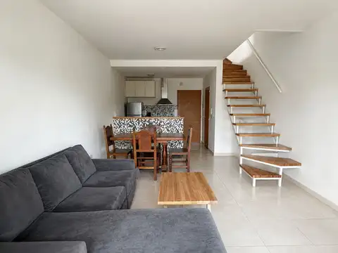 VENTA Departamento en Dúplex 2 Amb con Cochera