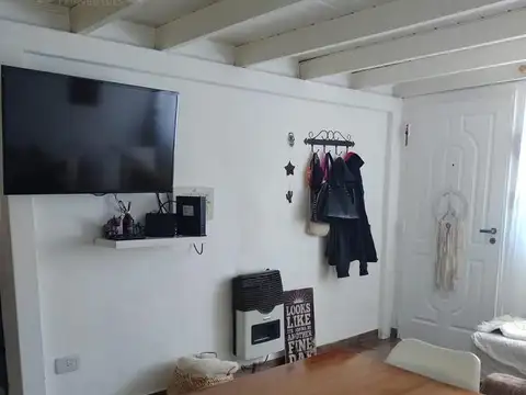 Depto Tipo Casa en Venta con 2 cocheras