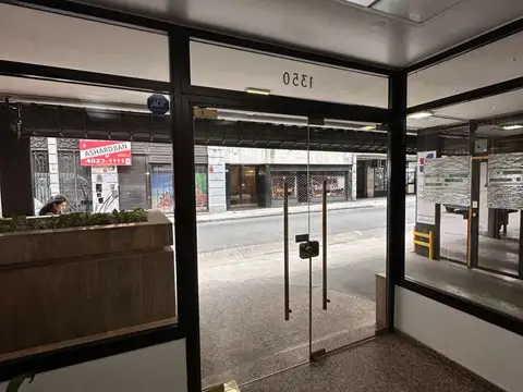 Oficina en Alquiler en Monserrat, USD 680.000