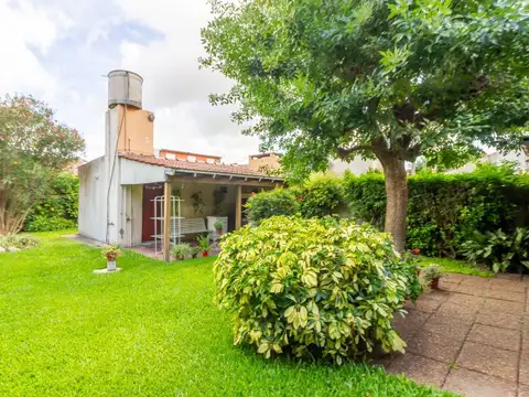 VENTA CASA 3 AMB + DEP CON GARAGE GENERAL PACHECO