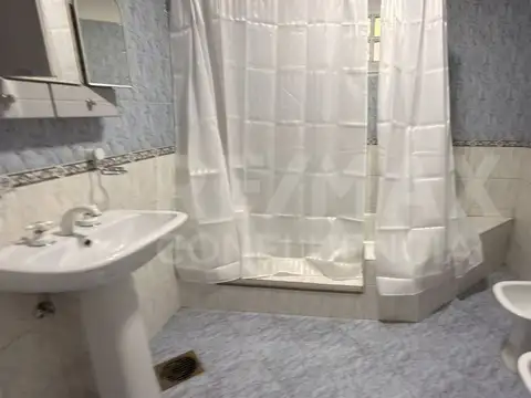 ALQUILER CASA/ OFICINA COMERCIAL NEUQUEN