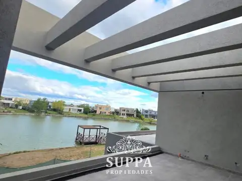 CASA EN VENTA EL CANTON NORTE