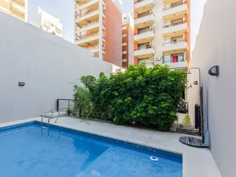 Venta 4 Ambientes con balcón terraza cochera y doble baulera
