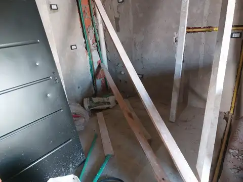 Depto Tipo Casa en Venta 1 año