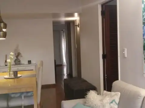 Departamento 3 AMB CON PATIO, FLORESTA