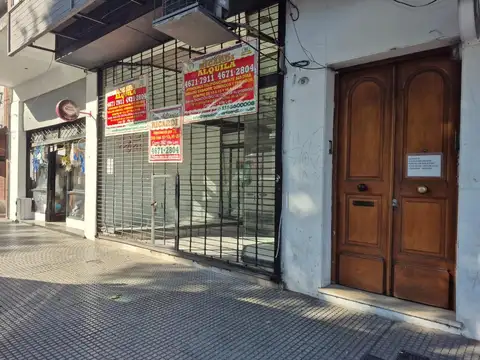 Local en Alquiler Via Pública