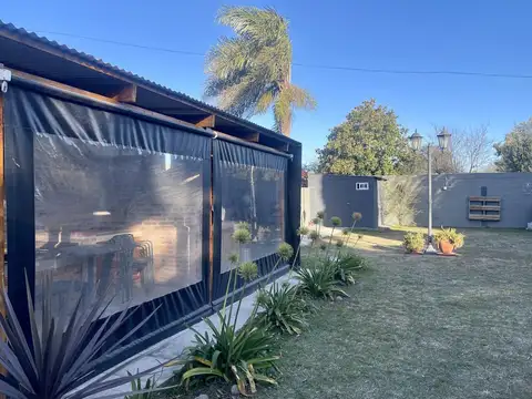 Venta casa con 2 habitaciones, jardín en Lobos